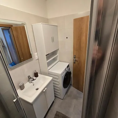 Astrid Apartment